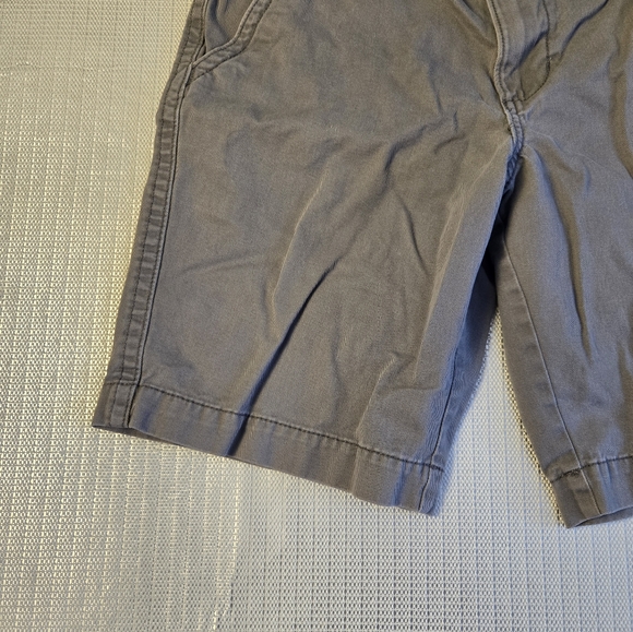 Old Navy Men Shorts Size 29 Green Chino Classic Flat Front Broken-In Khaki - Picture 2 of 7
